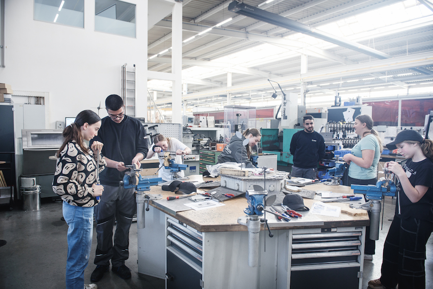 Girlsday2024-Lehrwerkstatt-Teilnehmer